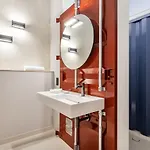 Reederin Hotel *