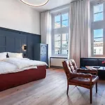 Hotel Reederin *